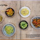 "SPECIAL: Zucchini-Cocktail. Rezept für einen Zucchini-Sirup und Cocktail mit GIN. Bild: Zwei grüne Drinks mit Zucchinispiralen."