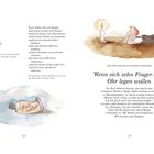 Textelement links beschreibt Mani Molch und Heilmittel. Rechts ein Gedicht über Schlafenszeit mit Illustrationen einer Kerze.