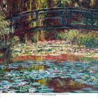 Text: "3 2017". Gemälde einer Brücke über einem Seerosenteich, umgeben von üppiger Vegetation.