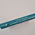 Buchrücken von Dieter Bednarz: "Alt genug, um jung zu bleiben", Logo von Berlin Verlag.
