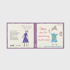 „Omas sind für Verwöhnung zuständig!“, Kinderzeichnung einer Großmutter mit Eis und Tasche, lila Rand.