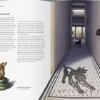 Texte: „Hüte dich vor dem Hund“, „Cave canem“. Illustration: Ein Mann späht um eine Ecke in einen Flur mit Mosaikboden. Ein Hund steht am Ende des Flurs.