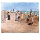 März, March. Kalender mit einer Gemäldeillustration eines belebten Strandes mit Menschen, Strandkörben und Flaggen.