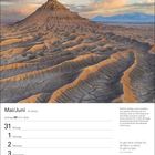 Mai/Juni, 22. Woche, Zwillinge 21.5.–20.6. Factory Butte, Utah, karge Landschaft, Tucholsky-Zitat über die Sicht auf Natur.