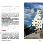 Tour 3. Schloss Kalteneck. Eine Person radelt über eine Brücke vor einem historischen Gebäude mit blauem Himmel.