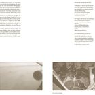 Zwei Textblöcke: links über Erinnerungen und Flugaufnahmen, rechts über Architektur. Unten links Flugzeugflügel, rechts Innenhof.