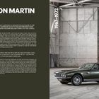 Links: „ASTON MARTIN DBS“. Rechts: Parkt ein grüner, klassischer Sportwagen in einer leeren Industriehalle.