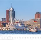 MÄRZ 2027 | HAMBURG - Meine Stadt. Hafenansicht mit Schiffen und modernen Gebäuden unter blauem Himmel.