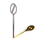 Ein Zeichen mit diagonalem Strich, dessen Schatten wie ein Streichholz mit Totenkopf aussieht.