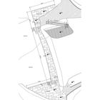 Technische Zeichnung eines Steinbruchs mit Beschriftungen: "WATER", "PLATFORM", Maßeinheiten, Treppen und Zufahrt.