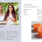"JENNIFER FUHLROTT. GLOW CARROT JUICE. Zutaten: 8 Karotten, 2 Äpfel, 3 Orangen, 1 Zitrone. Instagram: healthytwins_."