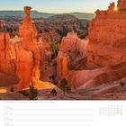 Kalenderseite, 29. Woche, Juli, 25 So. Bild zeigt Bryce-Canyon-Nationalpark, Utah bei Sonnenaufgang.