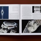 Text beschreibt die Audemars Piguet Royal Oak. Bilder zeigen die Uhr und Details wie Zifferblatt und Gravur der Rückseite.