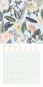 Kalenderseite Juni; mehrsprachige Wochentage; Illustration: Schmetterlinge und Blumen auf hellblauem Hintergrund.