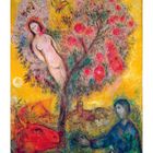 Kalender April, Mai, Juni August. Illustration: Ein Baum mit roten Blumen, ein Mensch, ein Tier, leuchtende Farben.