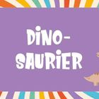 "Dino-Saurier" in weißer Schrift auf lila Hintergrund. Illustration: Lachender Dinosaurier, bunter Streifenrahmen.