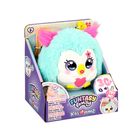 Verpackung mit "FUNTASY family kiss meez", zeigt ein flauschiges, blaues und rosa Spielzeug mit großen Augen.