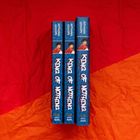 Drei blaue Buchrücken mit "KING OF NOTHING" und "Nathanael Lessore". Hintergrund in Rot und Orange.