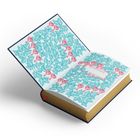 "This book belongs to:" in rotem Feld, umgeben von blau-grünen Blättern und roten Blumenmuster.