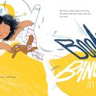 Texte: "Early mornings were a soft delight." "But Nora couldn’t sleep in for long. Her family and their house were just too noisy." "BOOM! BANG! THUD." Illustration: Ein Kind liegt mit einem Stoffhasen im Bett, wird von Lärm geweckt.