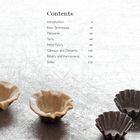 Text: Contents, Introduction 8, Basic Techniques 10, Pâtisserie 34, Tarts 60. Oben Text, unten leere Backformen.