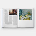 Links Text über Paul Cézanne und Bilddetails. Rechts farbenfrohes Stillleben mit Früchten und einem Krug auf einem Tisch.