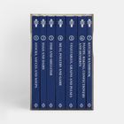 Blaues Buchset mit Themen: Brühen, Eier, Fisch, Fleisch, Gemüse, Desserts, Küche. Nummeriert von 1 bis 7.