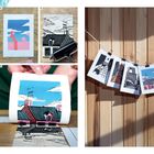 Texte beschreiben Drucktechniken mit Anleitungen. Illustration von Druckstöcken, farbige Drucke und aufgehängte Karten.