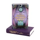 „Alexandra Bell, Das White Octopus Hotel, Roman“. Ein Buch mit einem lila Cover und einem stilisierten Hotelmotiv.