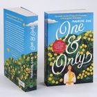 Buchtitel "One & Only" von Maurene Goo. Illustration: Frau vor gelbem Blumenfeld und blauem Himmel.