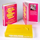 Buchtitel: "WAS SIE (WIRKLICH) ÜBER ERZIEHUNG WISSEN MÜSSEN". Gelbes Buch mit pinkem Umschlag und Rückseite mit Autorinfo.