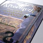 Buchcover mit Text: "AFTERMYTH, Penelope und die Prüfung der Götter." Illustriert mit Schlangenmuster und antiker Truhe.