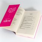 Linker Text: »Was wollt ihr Frauen denn noch alles?« Ehrliche Antwort: Alles! Rechts: Inhaltsverzeichnis eines Buches.