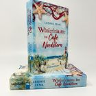 Zwei Bücher mit dem Titel "Winterträume im Café Nordstern" von Leonie Zenk, dekoriert mit maritimen Motiven.