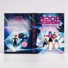 Buchcover "K-Pop Academy" von Mina Finch, zeigt drei stilisierte Figuren mit Fantasy-Elementen. Text: "Tanz der Dämonen".
