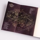 „Darkthorn Archives“ oben links, gefolgt von nummerierten Orten. Illustration eines Campus mit Gebäuden und Mauern.
