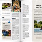 "Unsere Favoriten: Die wichtigsten Feste. Giostra, Palio, Carnevale." Sechs nummerierte Absätze beschreiben Feste in der Toskana. Karten- und Fotocollage zeigt farbenfrohe Umzüge und historisches Ambiente.