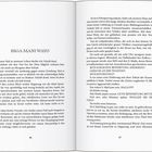 Text mittig: "BIGA MANI WAYO"

Beginn: "Zum ersten Mal..."

Seite 46 links, 47 rechts. Buchseiten mit Fließtext.