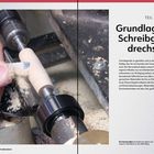 **Teil 2 Grundlagen des Schreibgeräte-Drechselns:** Anleitung zum Drechseln von Stiften, Foto eines Holzdrehprozesses.