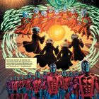 Comic-Illustration: Text beschreibt intergalaktische Wächter und ihre Entstehung. Humanoide in roten Roben, Androiden marschieren.