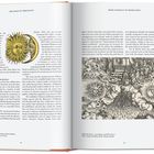 "The Book of Chronicles", linke Seite: "Sun and Moon", rechte Seite: "From Contract to Production", Illustration: Albrecht Dürer, Himmelsszene.
