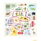 "Lösung" und "Eingang" oben mit einem Pfad. Verschiedene Tiere und Matheaufgaben entlang des Pfades. "Ausgang" rechts.