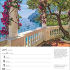 "Juni", Kalenderwoche 23, "Zwillinge", 21.5.–20.6. Zitat: "Eine Reise ist ein Trunk aus der Quelle des Lebens." Ansicht von Bougainvillea mit Küste.