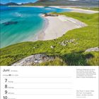 Juni, 23. Woche. Zitate von Vincent van Gogh. Kalender mit Foto von türkisfarbenem Meer, weißem Sandstrand und grünen Hügeln.