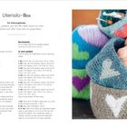"Utensilo-Box für Ordnungsfreaks." Links steht eine Häkelanleitung; rechts, gestrickte Behälter mit Herzmustern in bunten Farben.