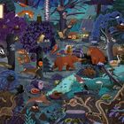 "Juni" in einer Illustration. Wald voller Tiere: Füchse, Eulen, Bären, Vögel und Insekten in einer lebendigen Waldszenerie.