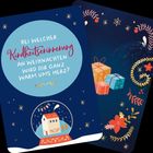 Text „Bei welcher Kindheitserinnerung an Weihnachten wird dir ganz warm ums Herz?“ Illustration mit Geschenken und Schneekugel.