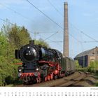 Text: "APRIL", "001 150-2", "Schnellzug-Einheitslokomotive der Baureihe 01". Eine Dampflokomotive auf einer Schiene, im Hintergrund ein Schornstein.