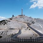 Kalender: Monat Mai, Mont Ventoux - 1.909m. Eine kurvenreiche Straße führt zum Gipfel mit einem markanten Turm.