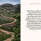 Ein Zitat über das Erreichen von Zielen. Links eine Illustration mit einem Pfad durch blühende Hügel.